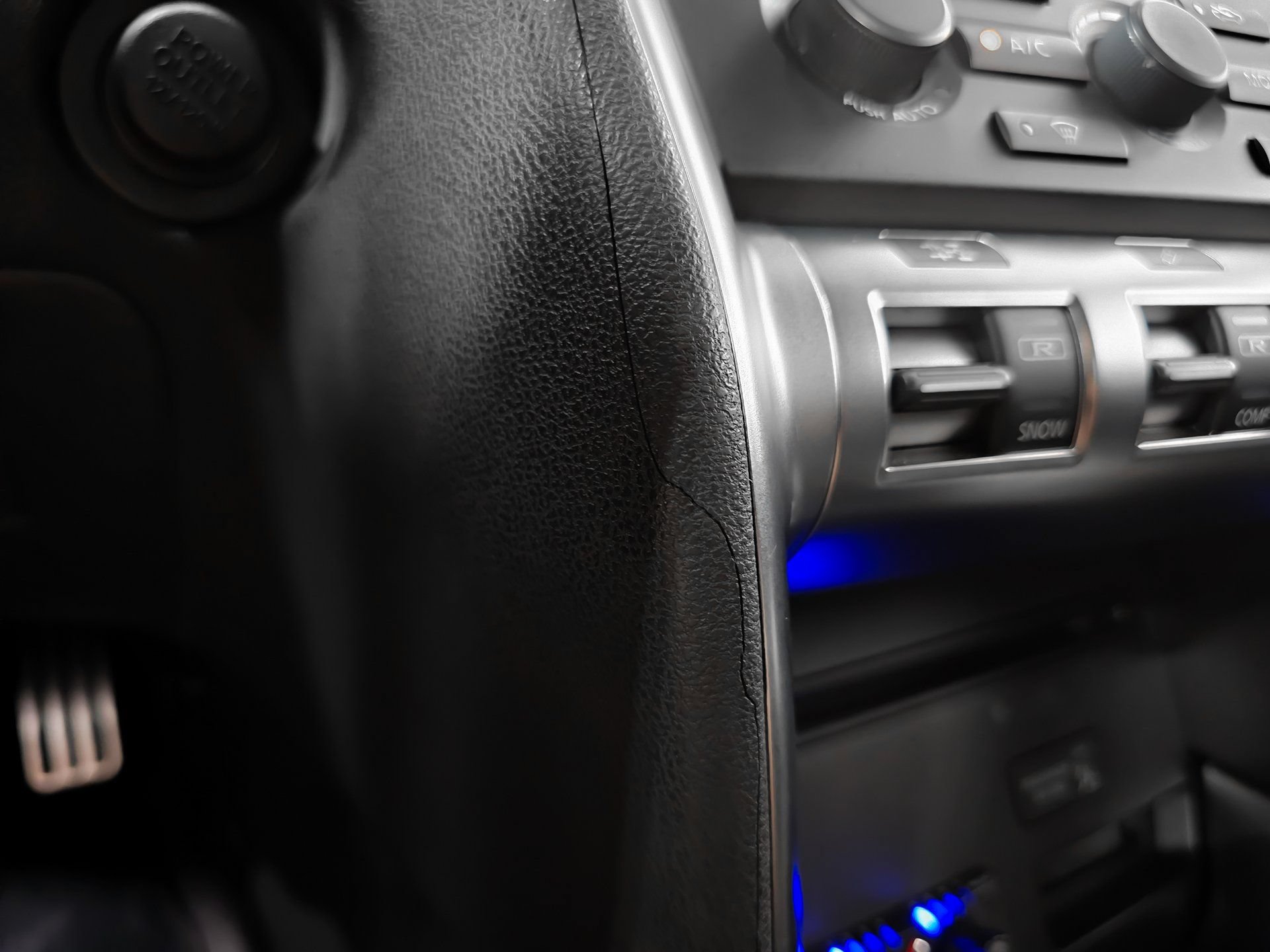 Used 2010 Nissan GT-R Premium AWD/4WD image 54