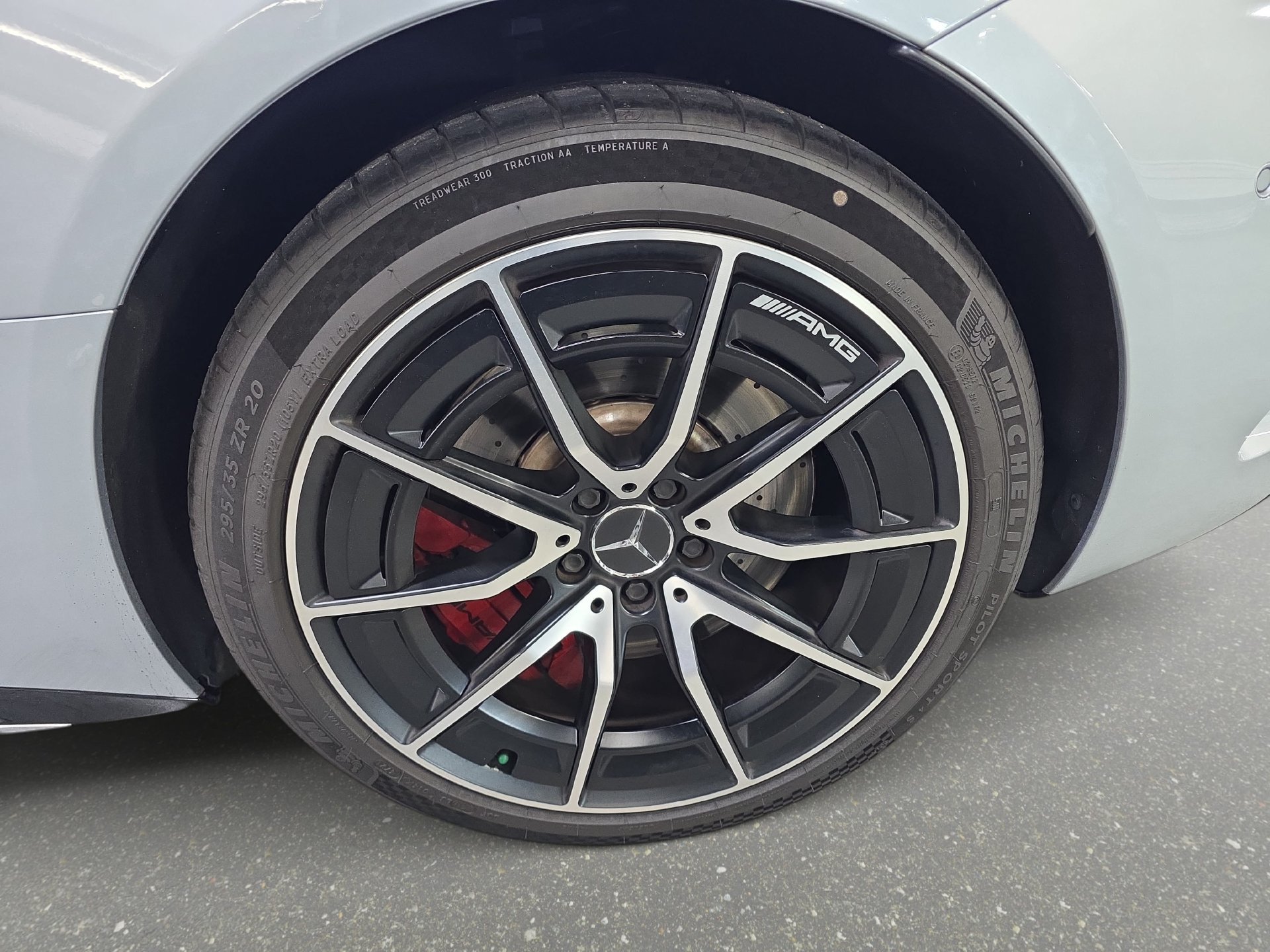 Used 2022 Mercedes-Benz SL 55 AMG 4MATIC image 31