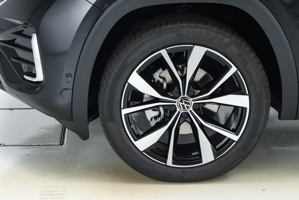 New 2026 Volkswagen Atlas SEL Premium R-Line image 44