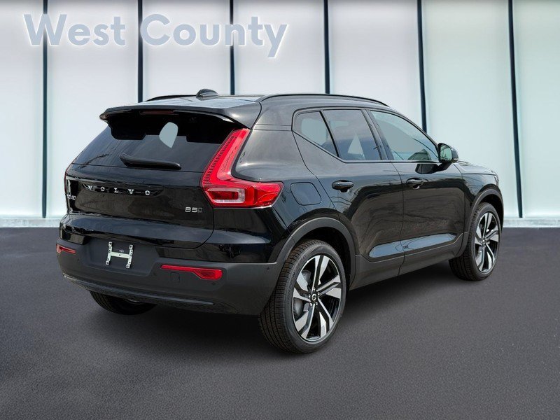 New 2026 Volvo XC40 B5 Ultra w/ Protection Package Premier AWD/4WD image 3