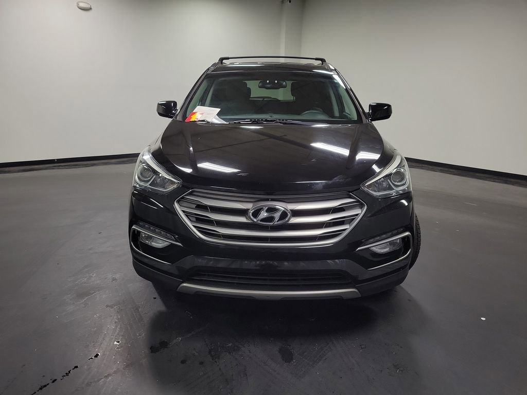 Used 2017 Hyundai Santa Fe Sport image 2
