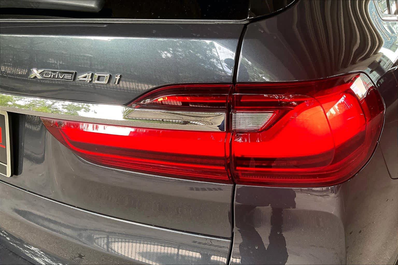 Used 2021 BMW X7 xDrive40i w/ Premium Package AWD/4WD image 29