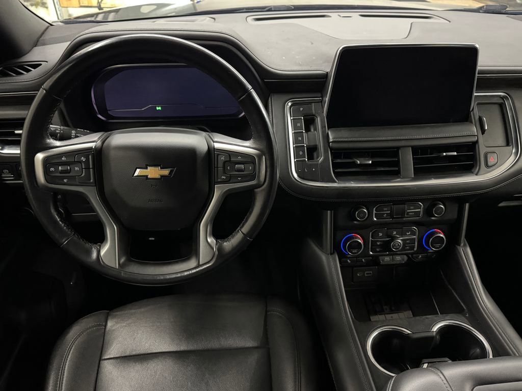 Used 2022 Chevrolet Suburban LT image 18