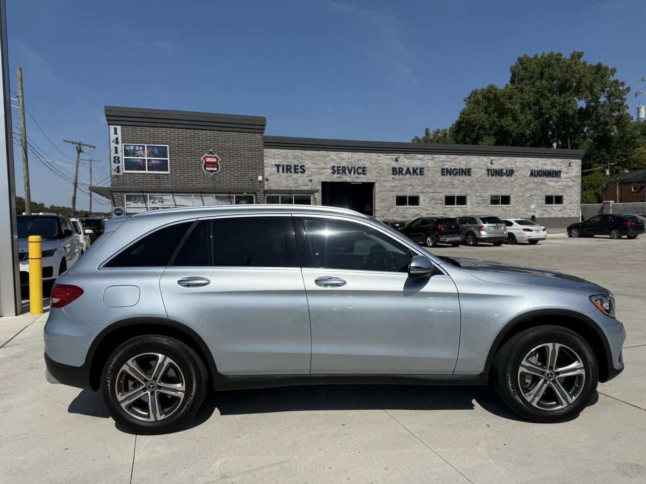 Used 2018 Mercedes-Benz GLC 300 GLC 300 4MATIC AWD 4dr SUV image 8