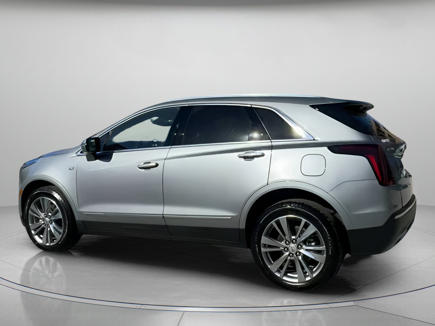Used 2025 Cadillac XT5 Premium Luxury image 17