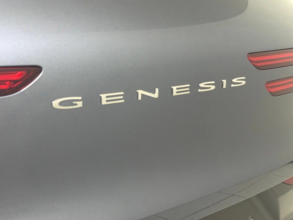 New 2027 Genesis GV70 2.5T Select AWD/4WD image 9