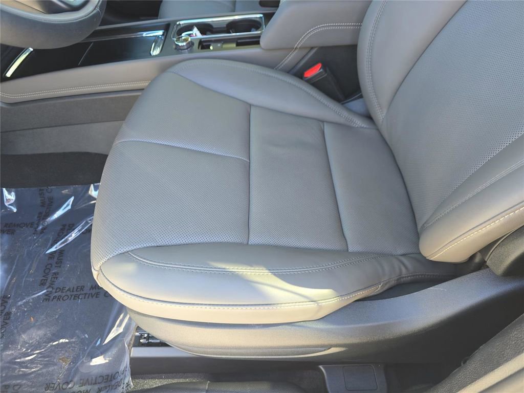 Used 2025 Lincoln Corsair Reserve w/ Jet Appearance Package image 19