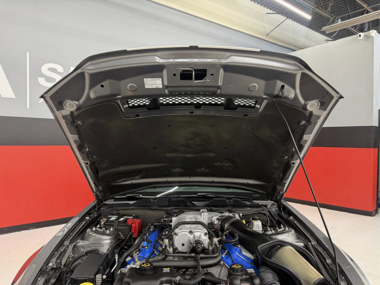 Used 2013 Ford Mustang Shelby GT500 RWD image 10