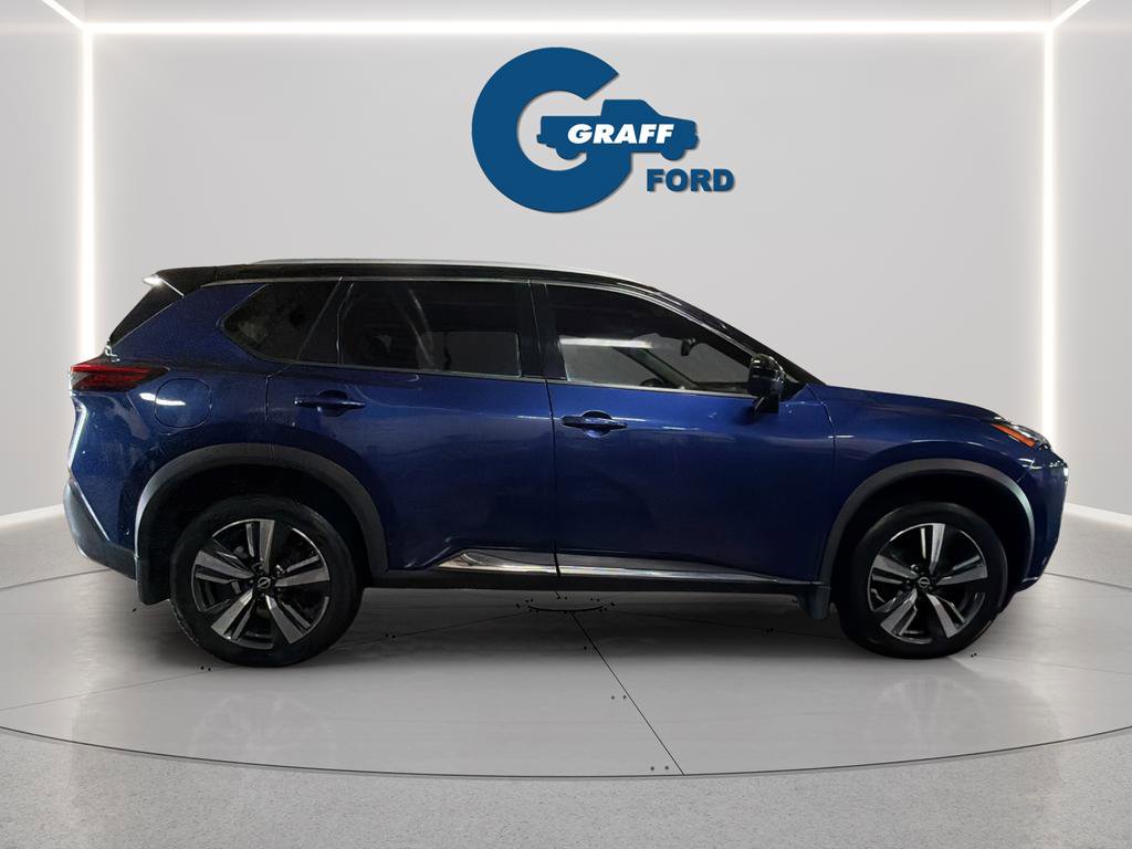 Used 2021 Nissan Rogue Platinum image 9