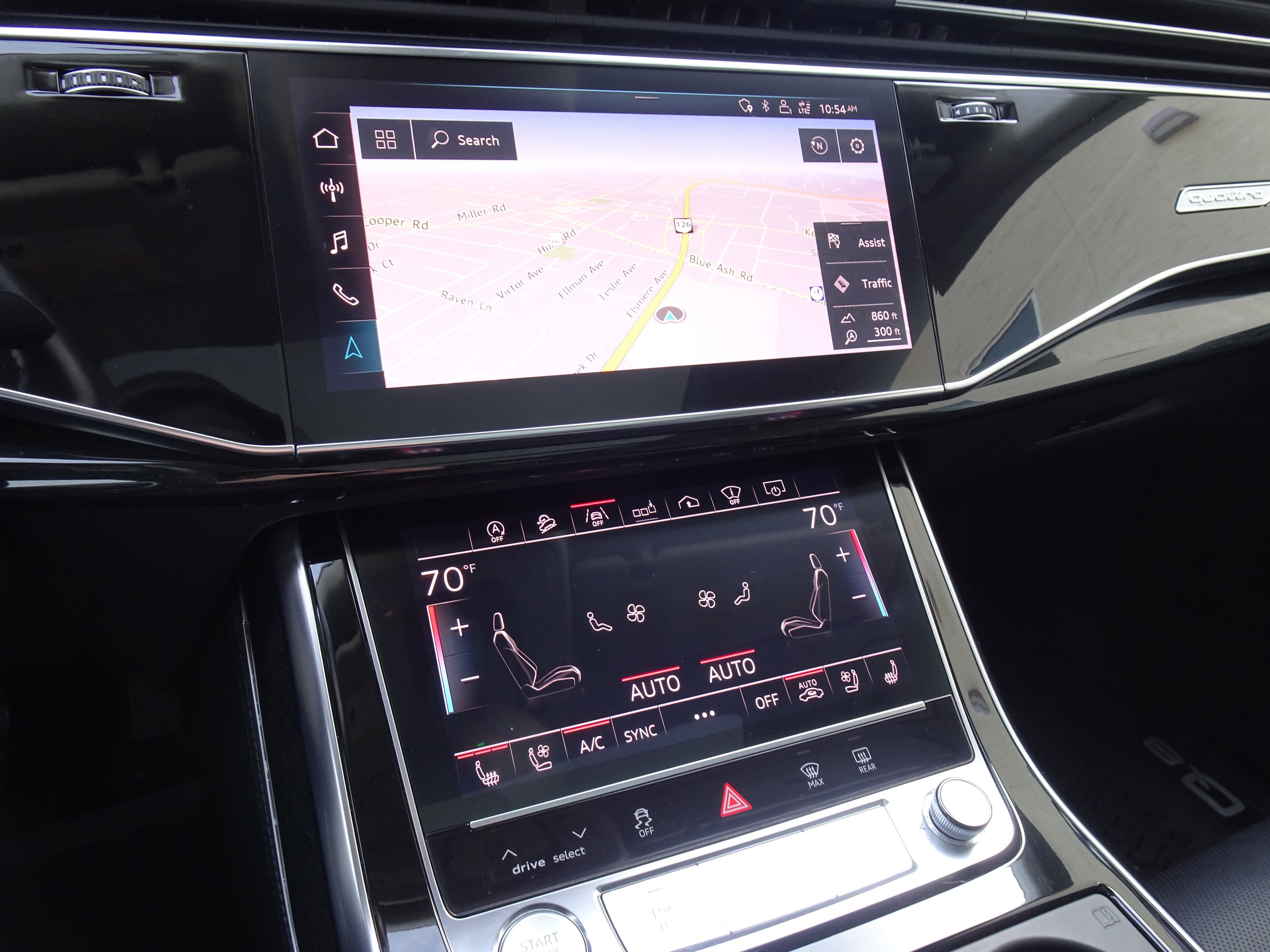 Used 2019 Audi Q8 Prestige w/ Luxury Package image 28