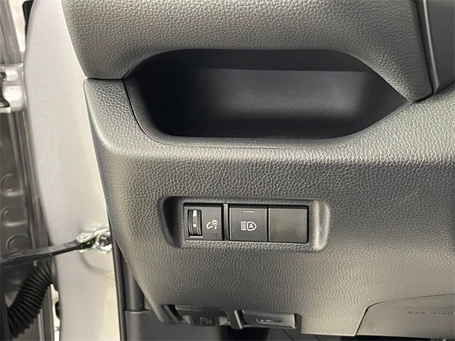 Used 2025 Toyota RAV4 XLE image 14