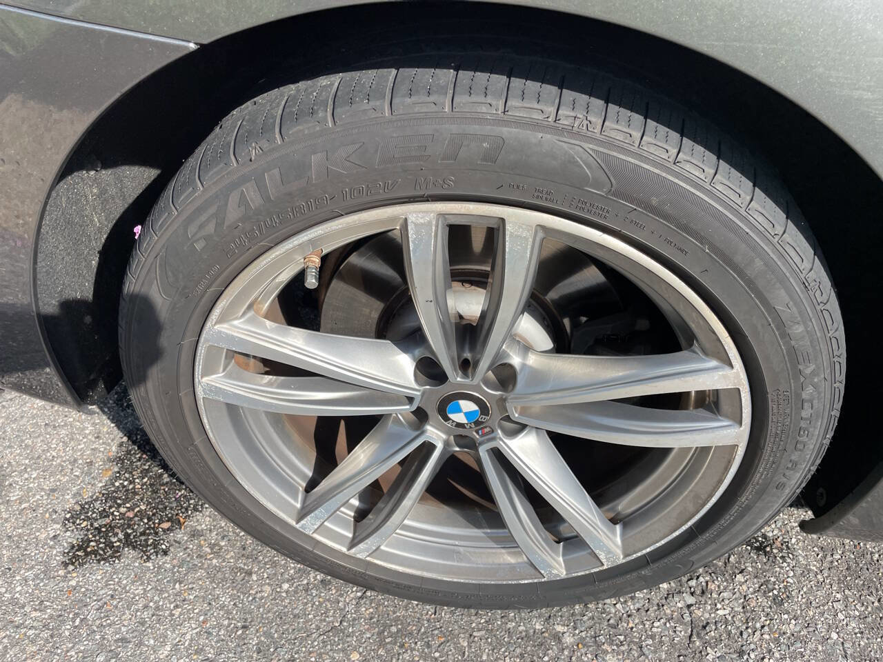 Used 2016 BMW 750i RWD image 12