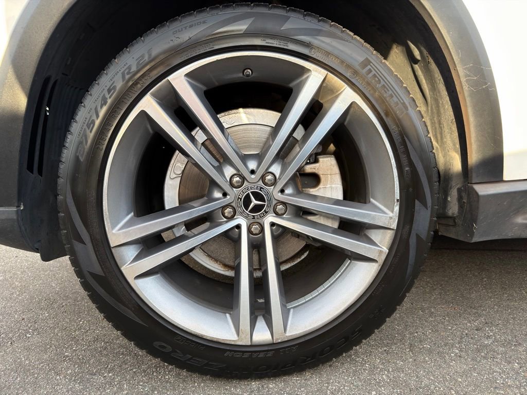 Used 2022 Mercedes-Benz GLE 350 w/ Premium Package image 11