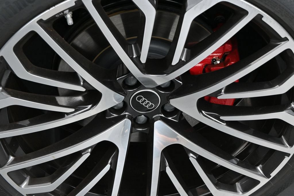 New 2026 Audi SQ8 Premium Plus AWD/4WD image 21