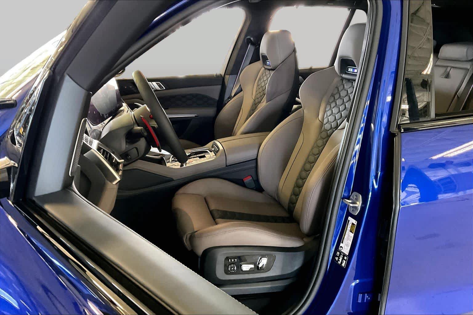 New 2026 BMW X5 M Competition w/ Executive Package AWD/4WD image 9