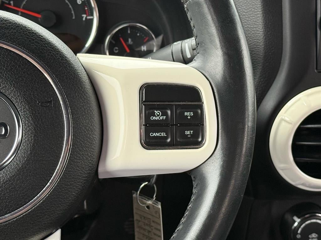 Used 2015 Jeep Wrangler Sport w/ Quick Order Package 24S AWD/4WD image 18