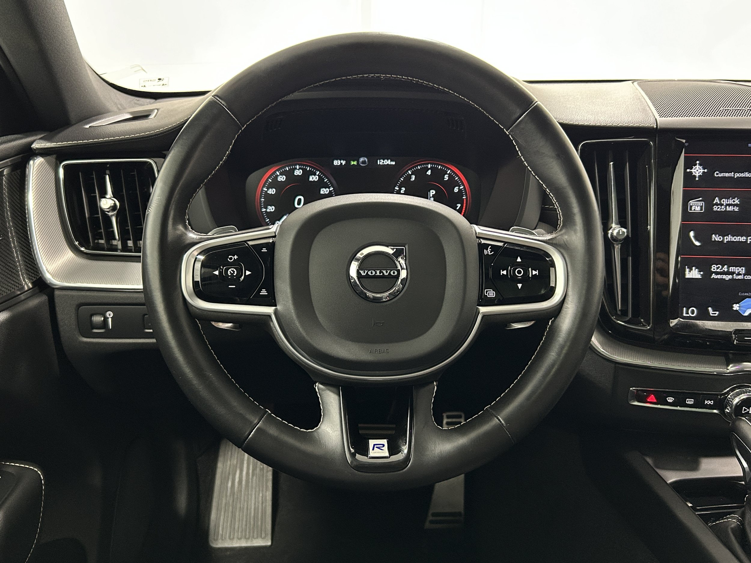 Used 2020 Volvo XC60 T6 R-Design w/ Protection Package Premier AWD/4WD image 13