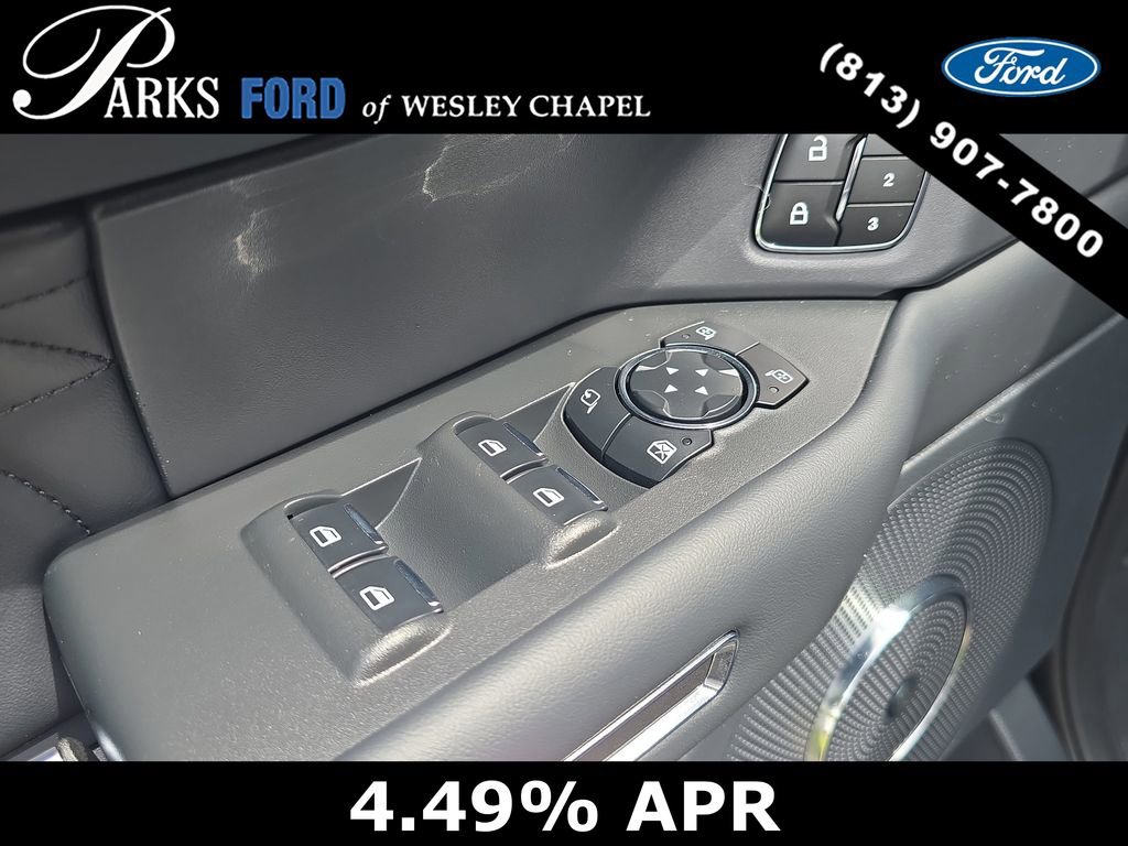 Certified 2024 Ford Expedition Platinum RWD image 18