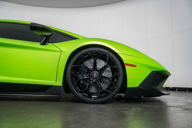 Used 2016 Lamborghini Aventador LP 750-4 Superveloce AWD/4WD image 11