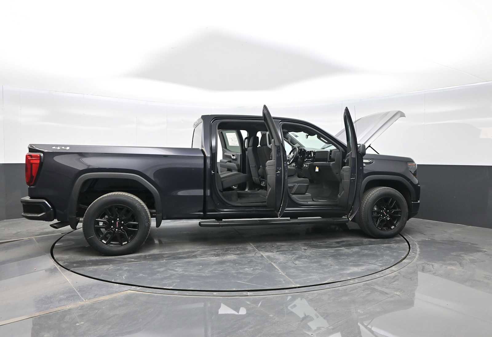 New 2025 GMC Sierra 1500 Elevation w/ LPO, Elevation Black Package image 31