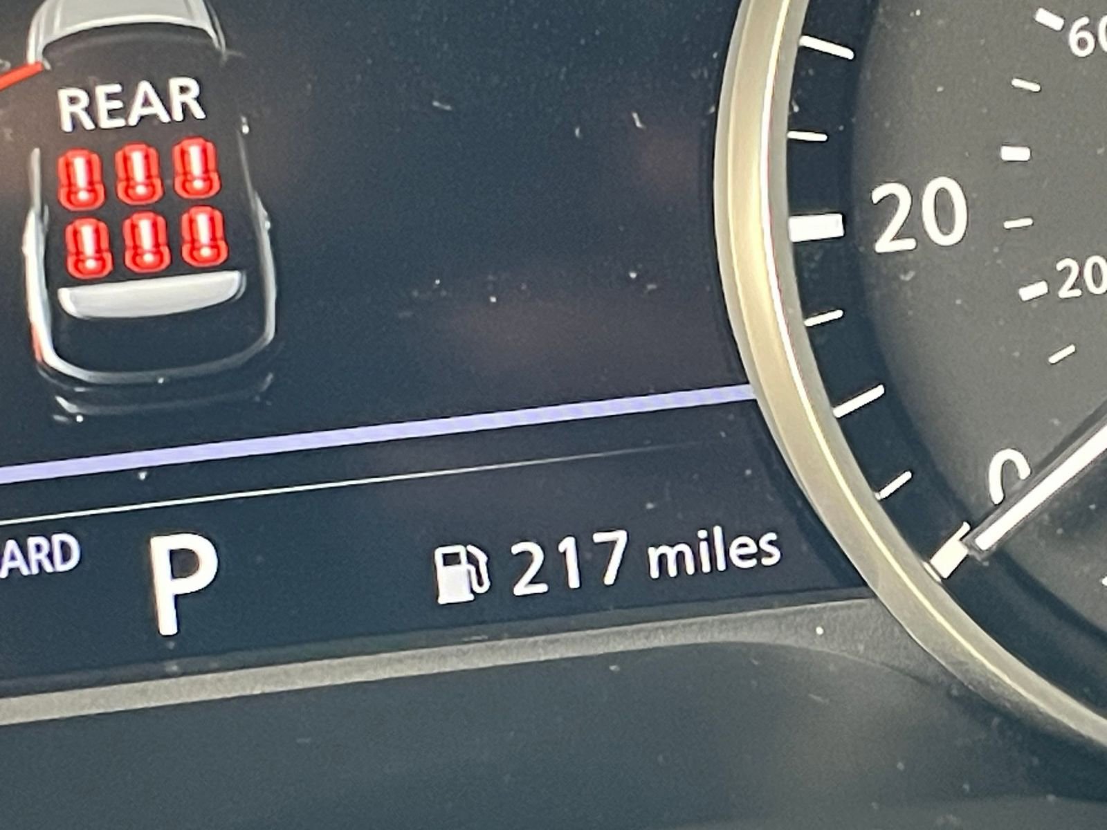 Used 2025 Nissan Pathfinder SV image 41