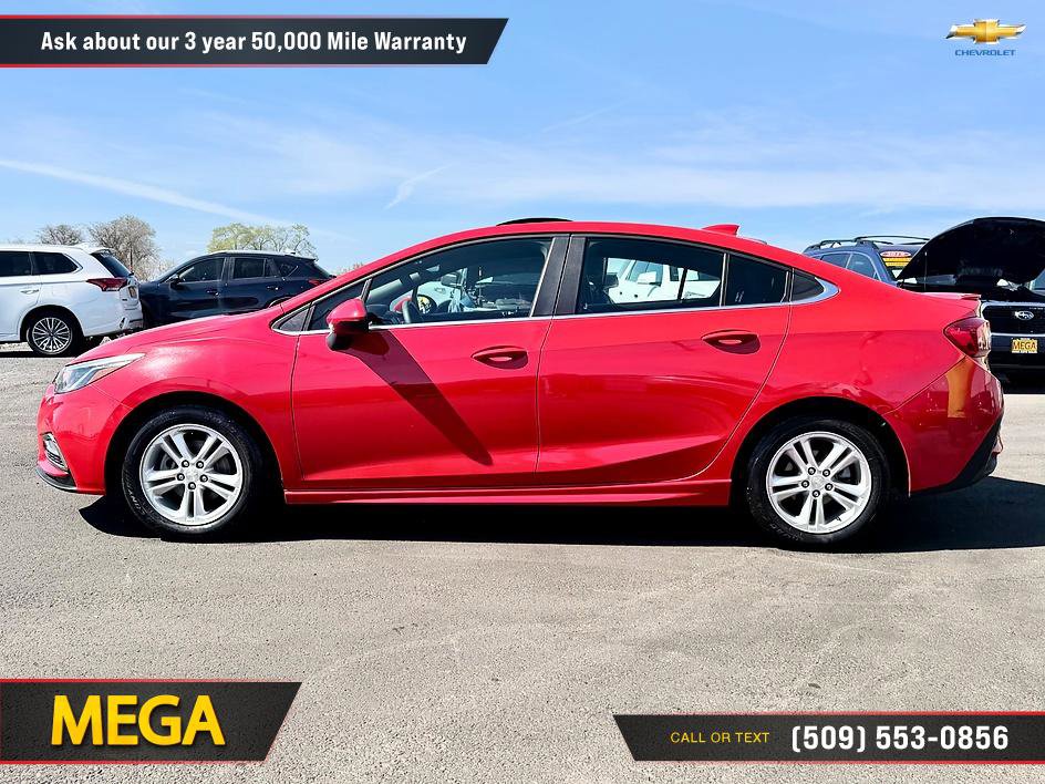 Used 2017 Chevrolet Cruze LT w/ RS Package FWD image 7