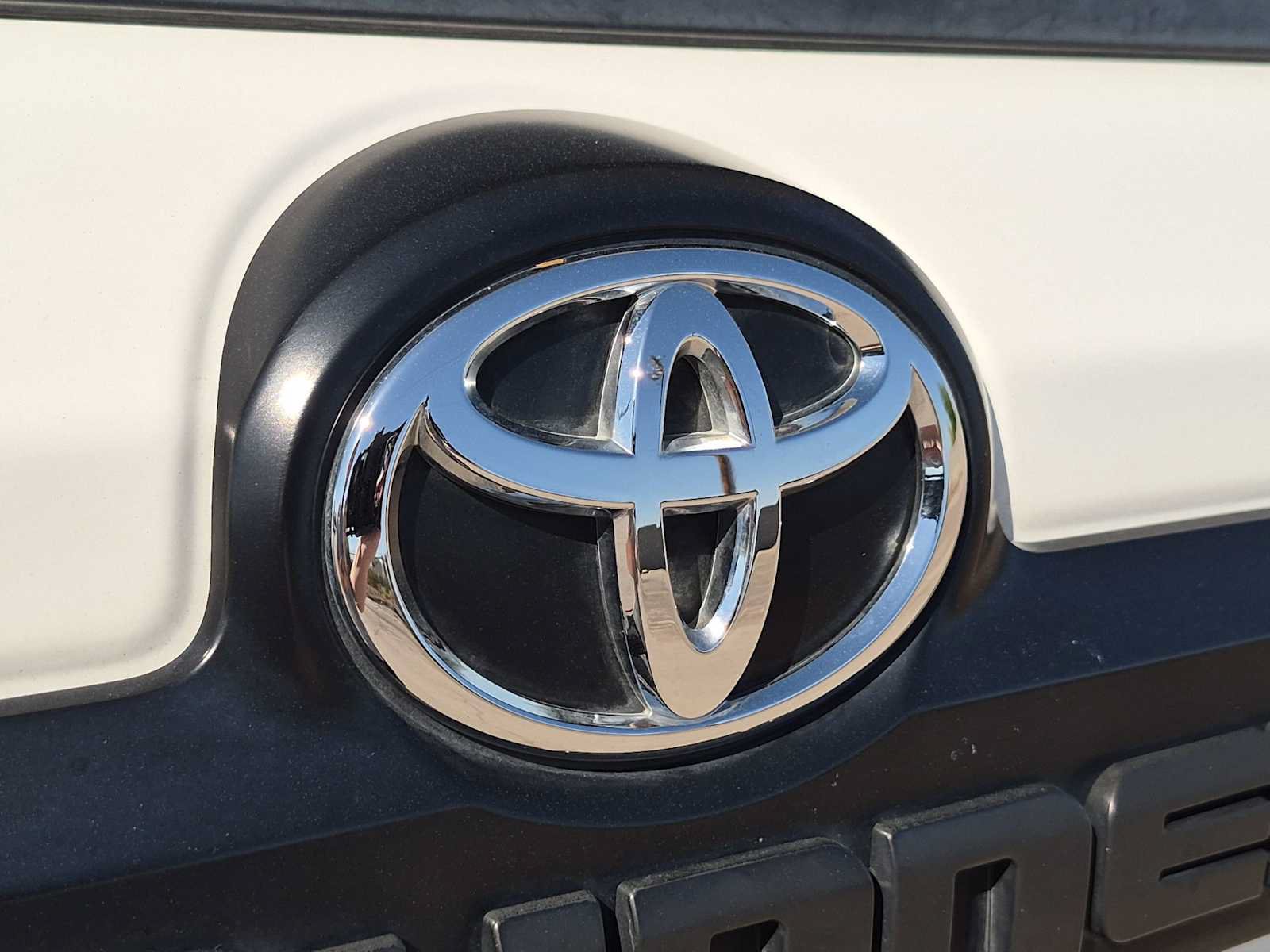 Used 2019 Toyota 4Runner TRD Off-Road Premium AWD/4WD image 12