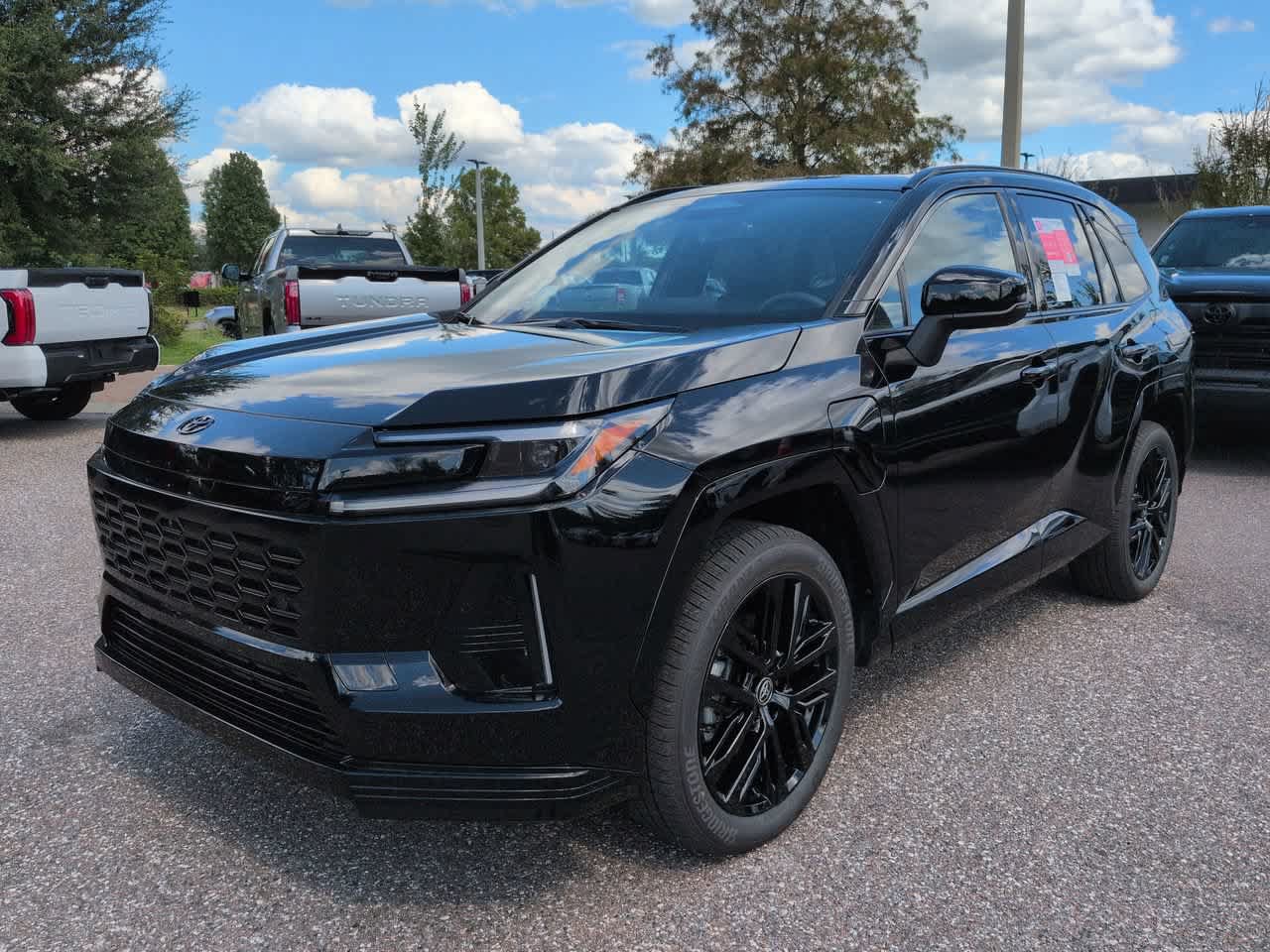 New 2026 Toyota RAV4 XSE AWD/4WD image 2