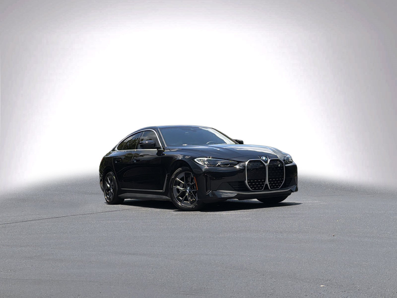 Used 2023 BMW i4 eDrive35 w/ Premium Package RWD video 2
