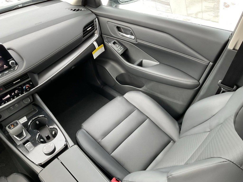 New 2026 Nissan Rogue SV w/ SV Premium Package image 18