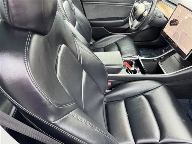 Used 2019 Tesla Model 3 Long Range image 22