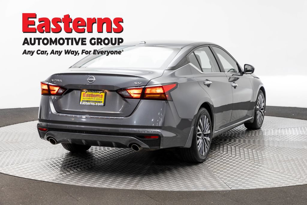 Used 2023 Nissan Altima 2.5 SV w/ SV Premium Package FWD image 5