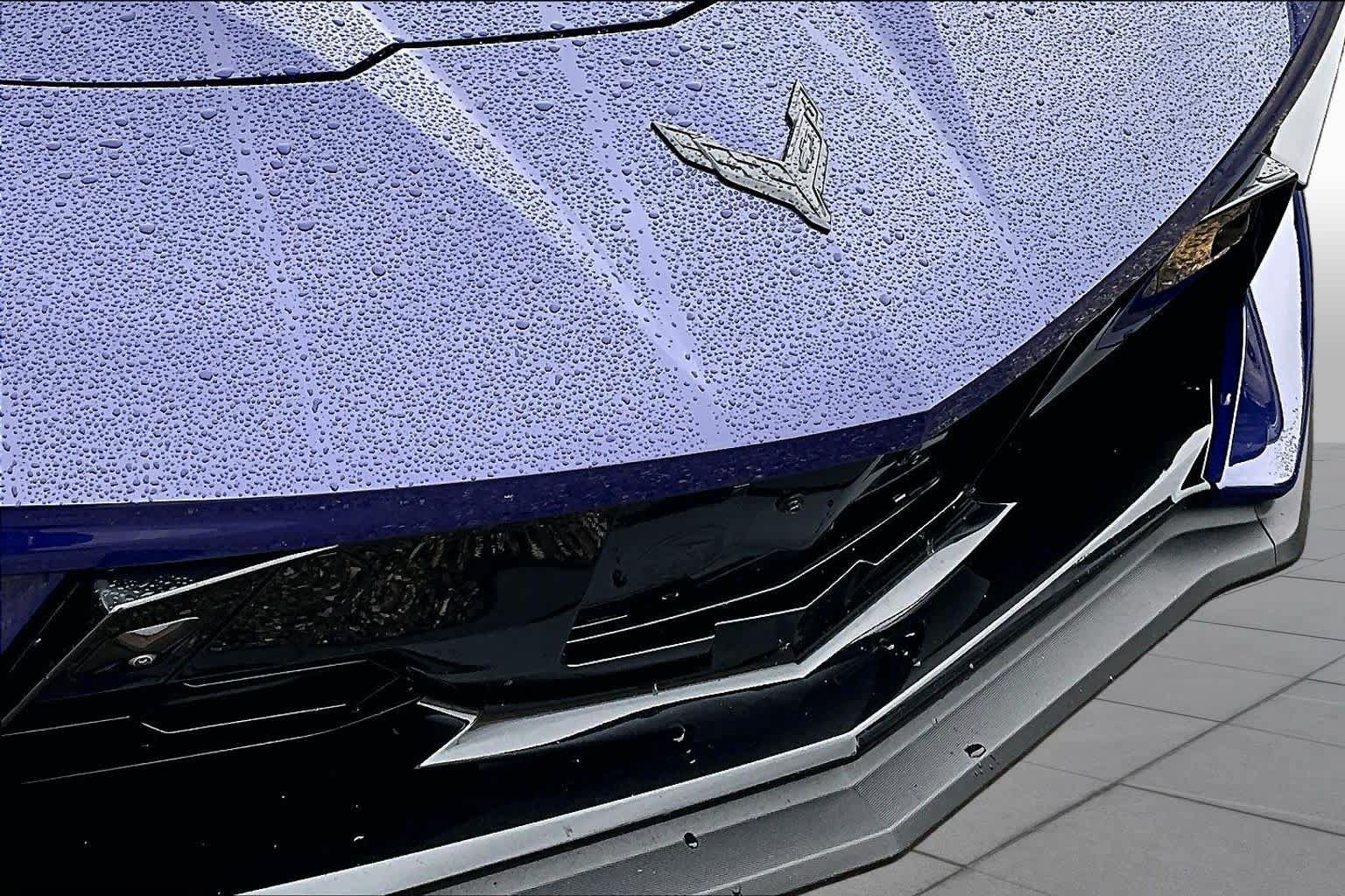 Used 2025 Chevrolet Corvette Stingray Preferred Cpe w/ Battery Protection Package RWD image 30