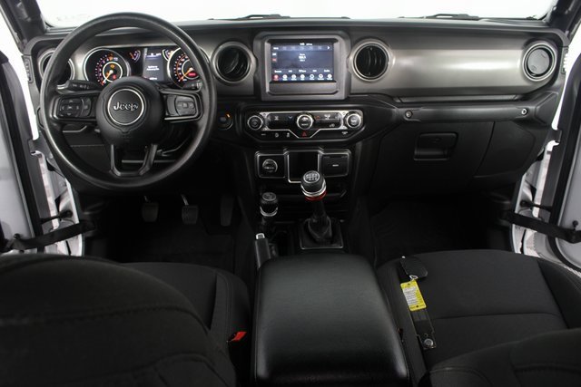 Used 2023 Jeep Gladiator Sport image 9