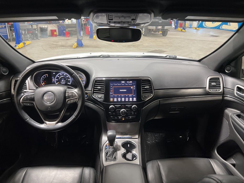Used 2020 Jeep Grand Cherokee Limited image 16