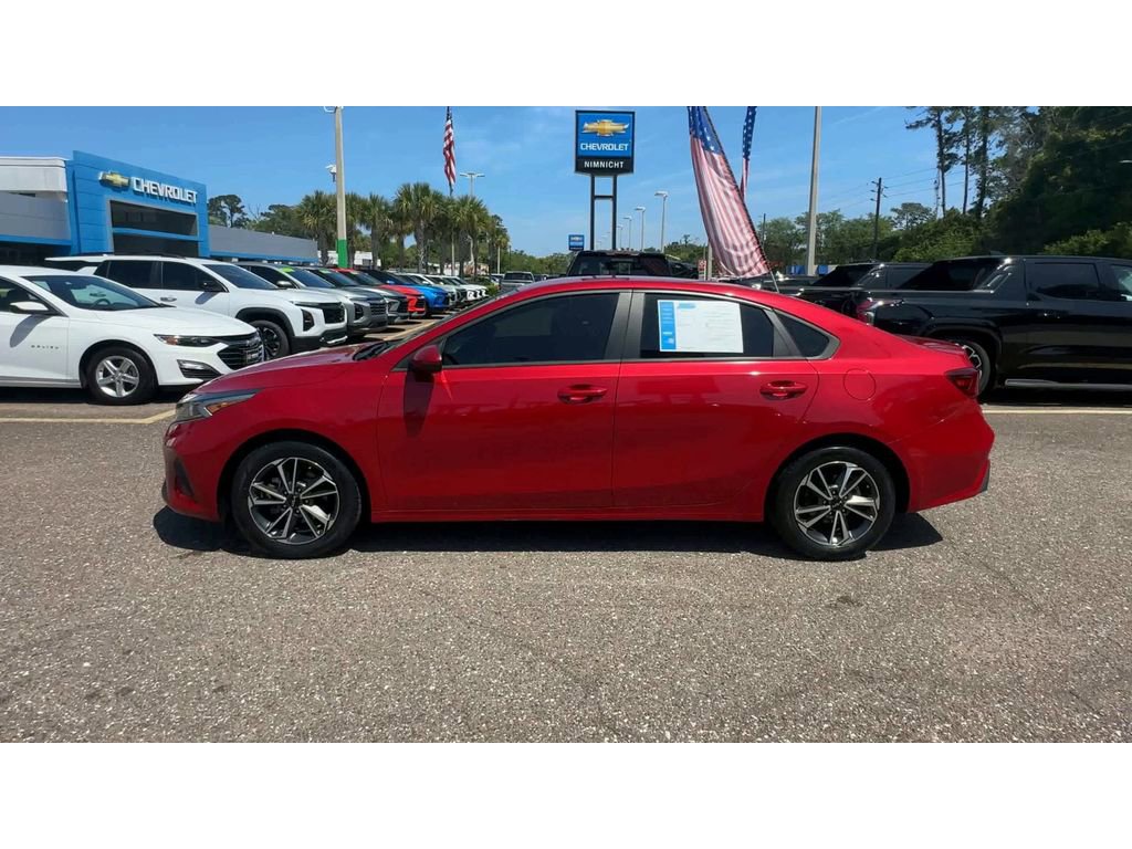 Used 2023 Kia Forte LXS FWD image 5