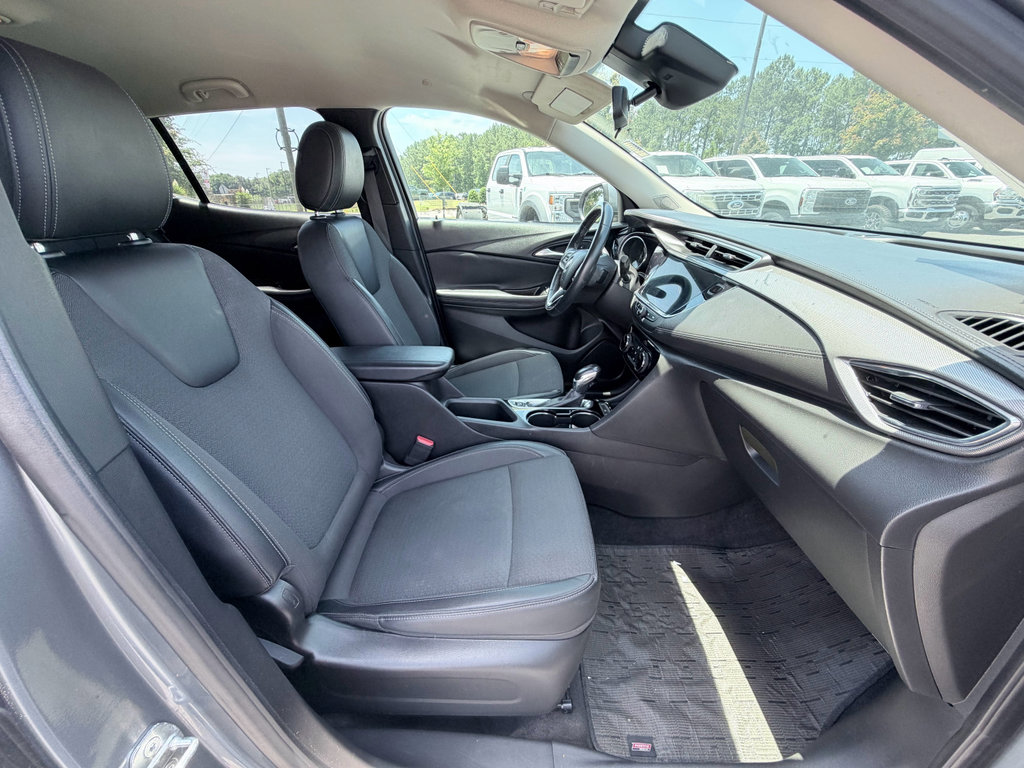 Used 2021 Buick Encore GX Preferred w/ Sport Touring Package FWD image 22
