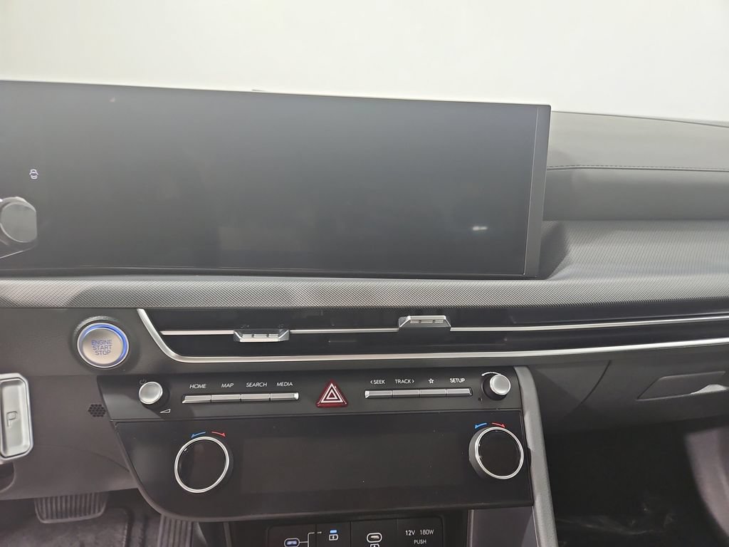 Certified 2025 Hyundai Sonata SEL AWD/4WD image 20