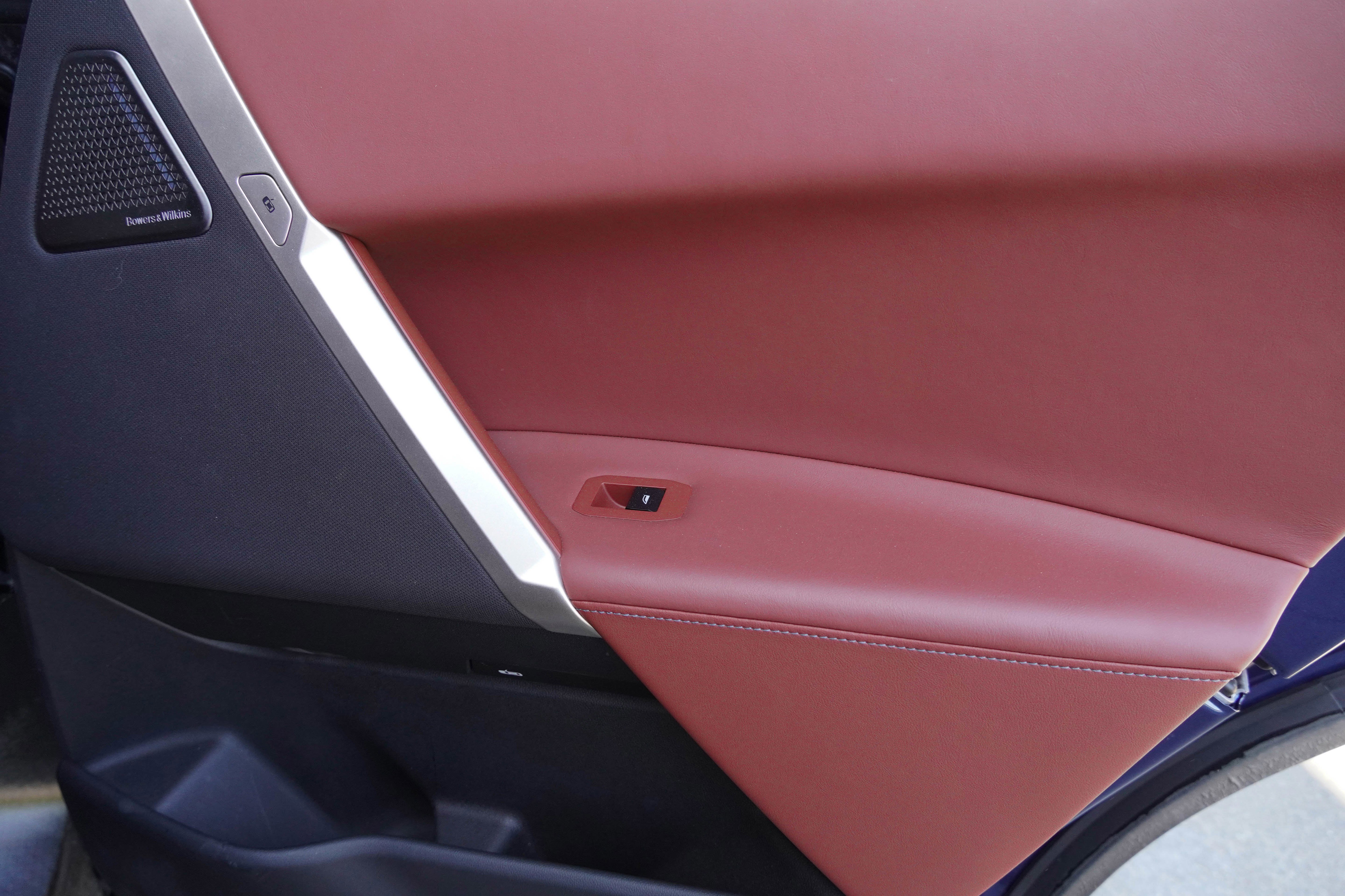 Certified 2023 BMW iX M60 w/ Executive Package AWD/4WD image 33