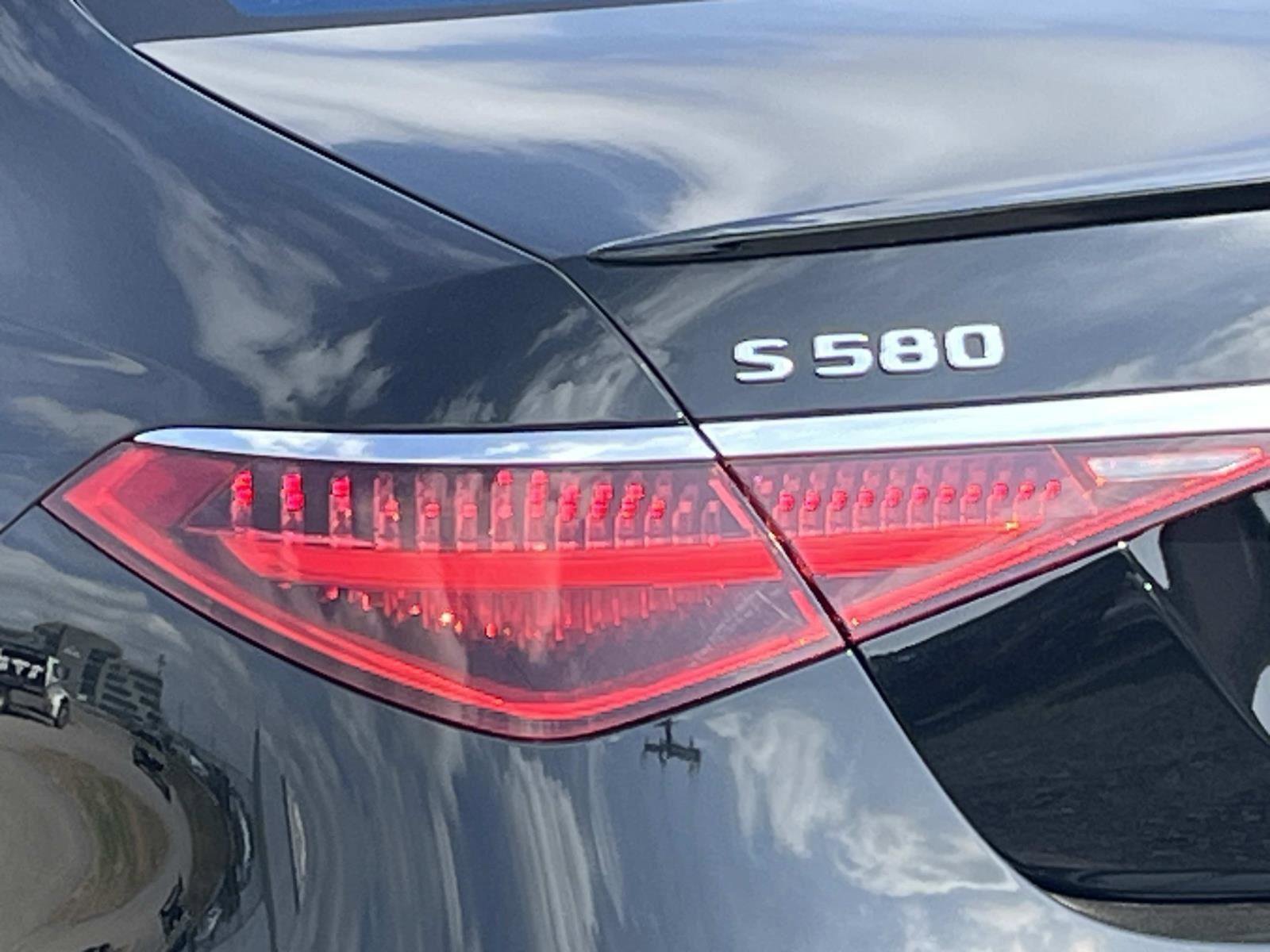 Certified 2022 Mercedes-Benz S 580 4MATIC Sedan image 10