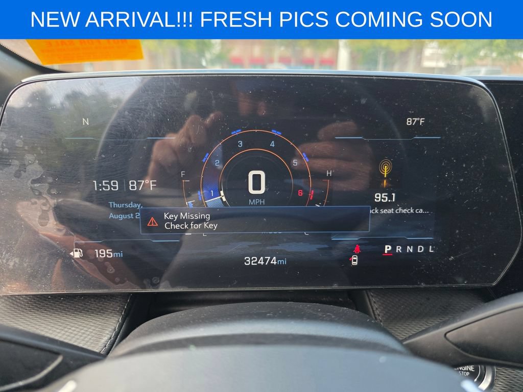 Used 2026 Chevrolet Equinox LT FWD image 10