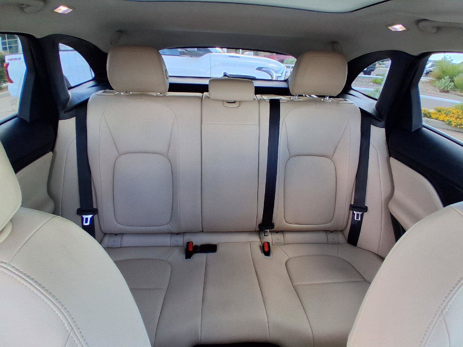 Used 2018 Jaguar F-PACE Premium AWD/4WD image 33