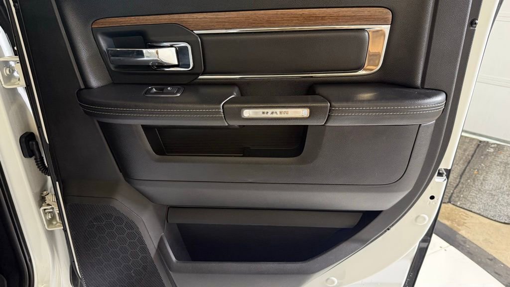 Used 2018 RAM 2500 Laramie w/ Cold Weather Group image 15