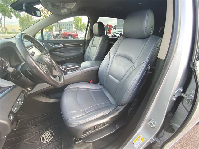 Used 2020 Buick Enclave Premium image 18