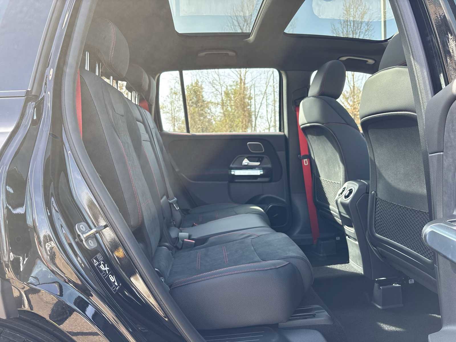 New 2026 Mercedes-Benz GLB 35 AMG 4MATIC image 19