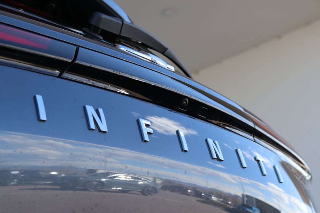 Certified 2025 INFINITI QX60 Sensory w/ Vision Package AWD/4WD image 32