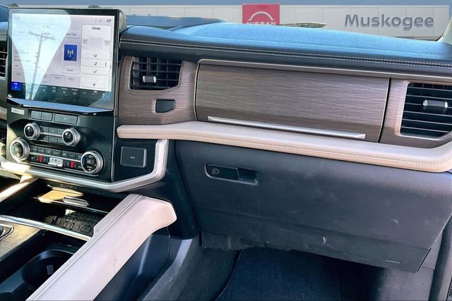 Used 2024 Ford Expedition Max Limited image 23
