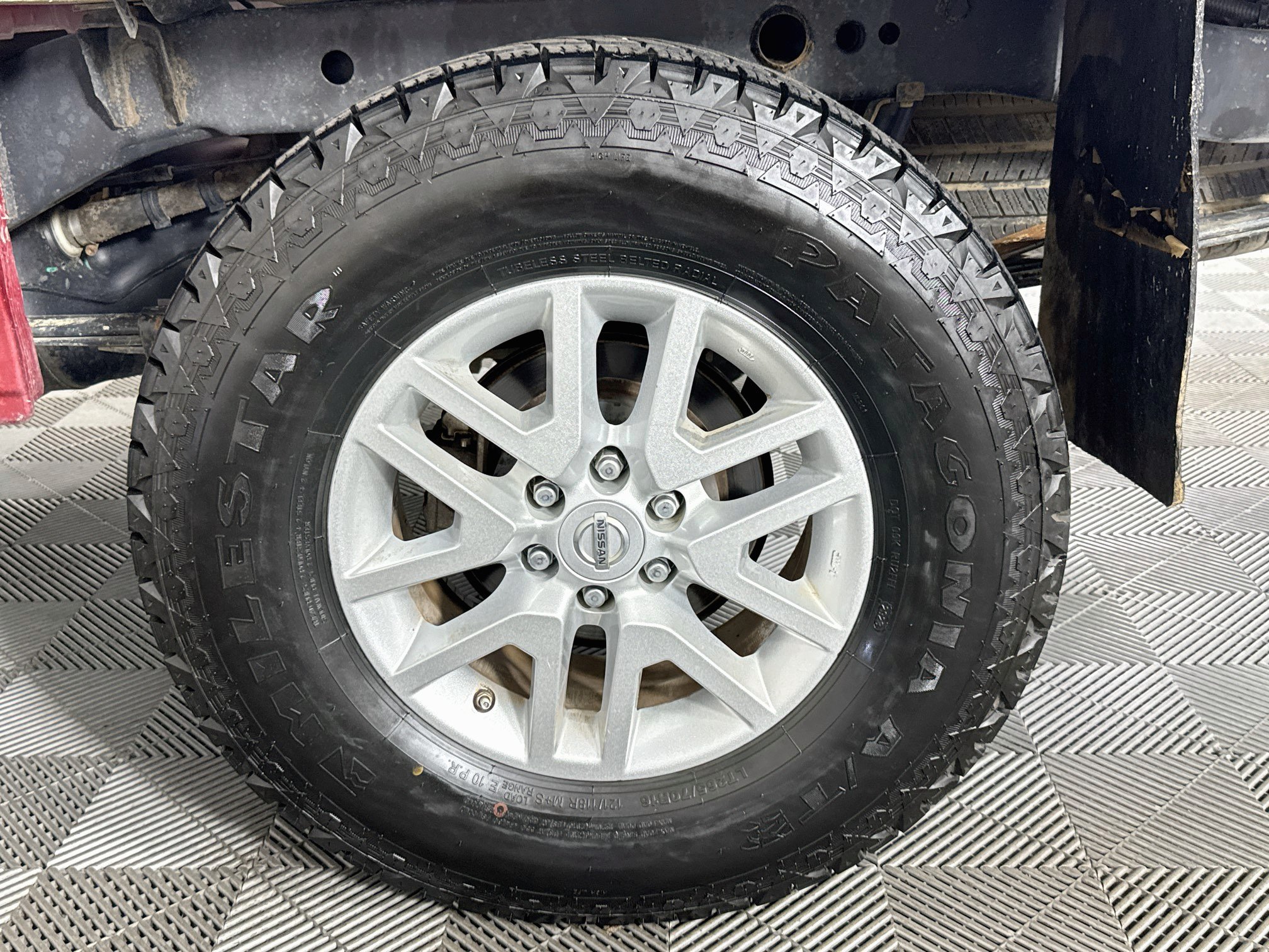 Used 2018 Nissan Frontier SV RWD image 32