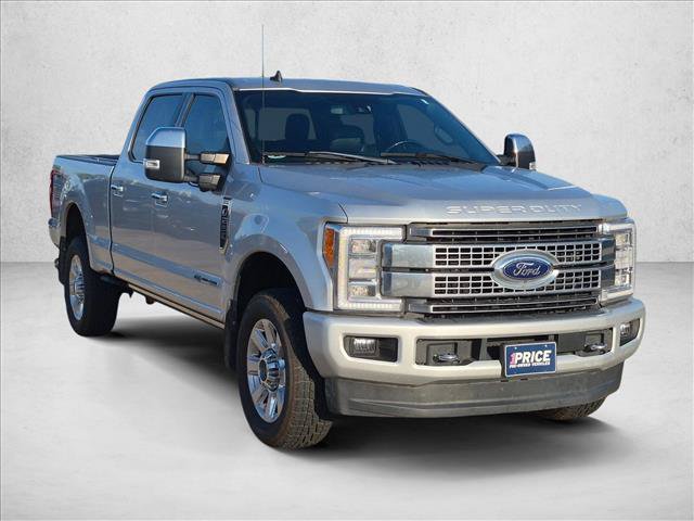 Used 2019 Ford F250 Platinum w/ Platinum Ultimate Package AWD/4WD image 3