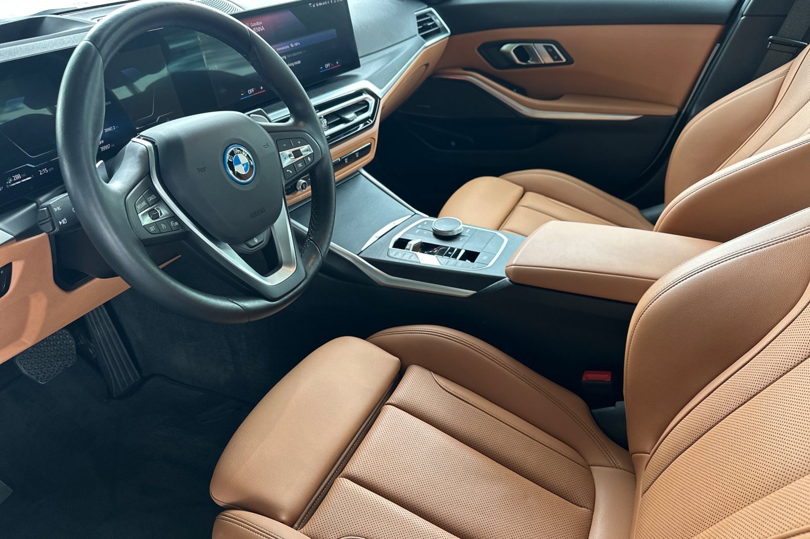 Certified 2023 BMW 330e w/ Premium Package image 11